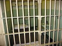 Etat de la prison de Nouméa: des détenus réclament une indemnisation