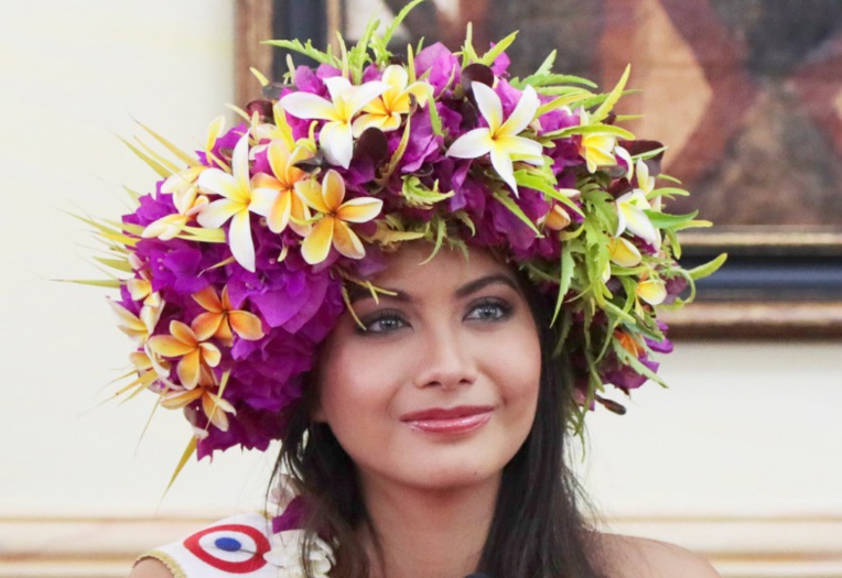 Notre belle Polynésienne pourrait représenter la France et le fenua à l'international. Notre belle Polynésienne pourrait représenter la France et le fenua à l'international.