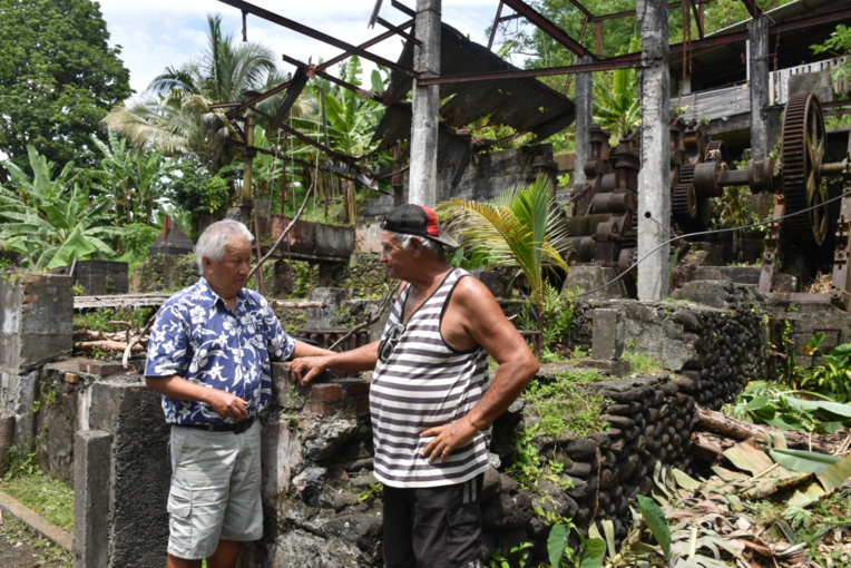 Philippe Siu et Hubert Royer, dit Dudul sur le site de l'ancienne rhumerie. Philippe Siu et Hubert Royer, dit Dudul sur le site de l'ancienne rhumerie.