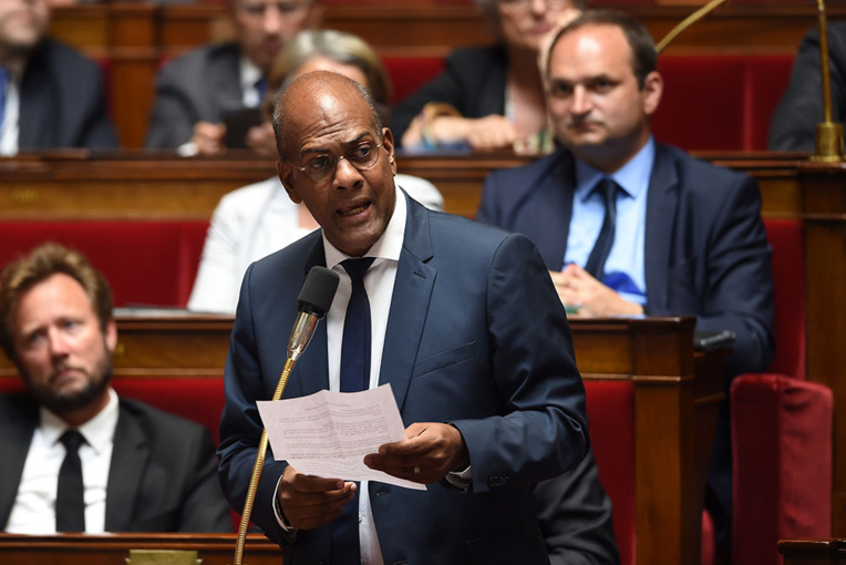 Antilles: l'Etat, "premier responsable" de la pollution au chlordécone, selon un rapport Antilles: l'Etat, "premier responsable" de la pollution au chlordécone, selon un rapport