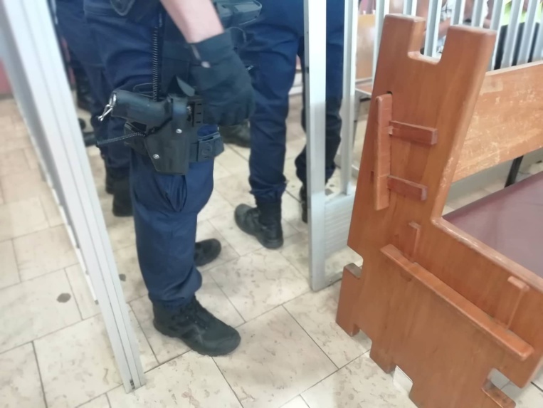 Ice dans un bodyboard : 5 ans ferme pour "l'organisateur" des voyages à Hawaii Ice dans un bodyboard : 5 ans ferme pour "l'organisateur" des voyages à Hawaii