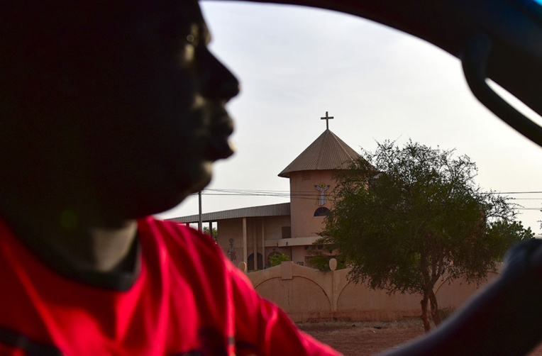 Burkina: 14 morts, dont des enfants, lors de l'attaque d'une église protestante