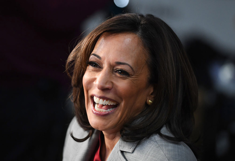 Symbole du "rêve américain", la sénatrice Kamala Harris abandonne la primaire démocrate