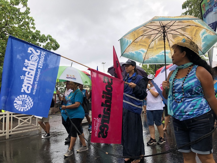 Le cortège était composé d'enseignants, d'agents des services de la justice, des douanes ou du trésor public. Le maître-mot était la solidarité entre les différents corps de métier.