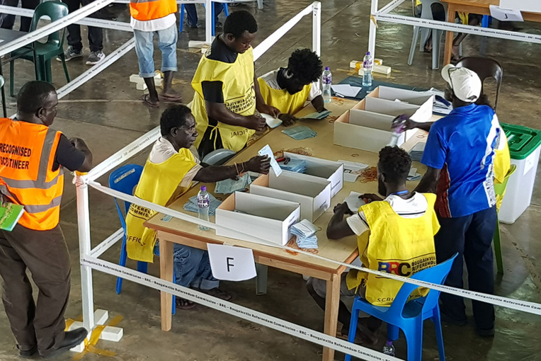 Papouasie-Nouvelle-Guinée: Bougainville a voté pour son indépendance Papouasie-Nouvelle-Guinée: Bougainville a voté pour son indépendance