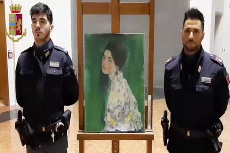 Italie: un tableau volé sans doute peint par Klimt retrouvé par hasard 20 ans après