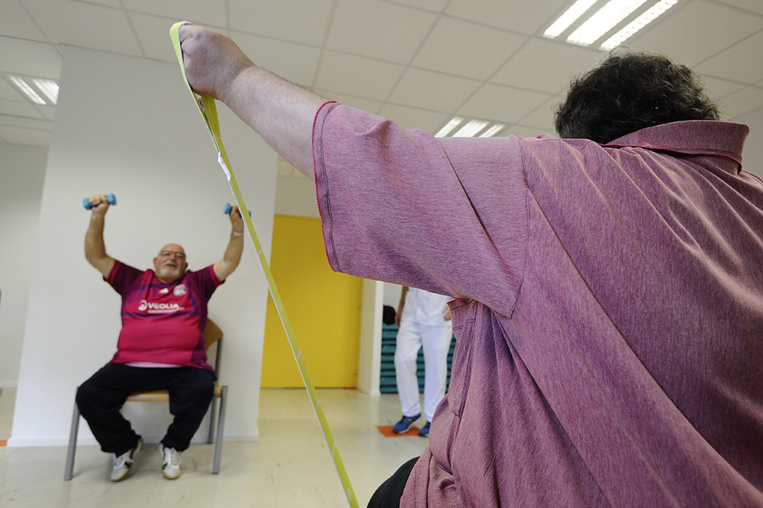 Obésité en Outre-mer: un rapport préconise sport sur ordonnance et aliments sains moins chers Obésité en Outre-mer: un rapport préconise sport sur ordonnance et aliments sains moins chers