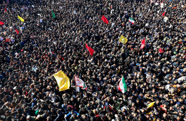 Iran : 40 morts dans une bousculade lors des funérailles de Soleimani