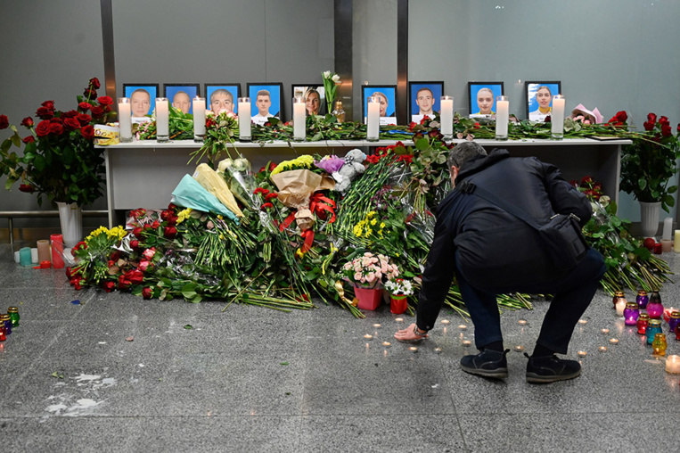 Crash Ukraine International: l'avion a fait demi-tour après un "problème"