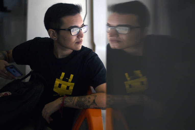 Au Chili, Darlyn va devenir officiellement Andy grâce à une nouvelle loi