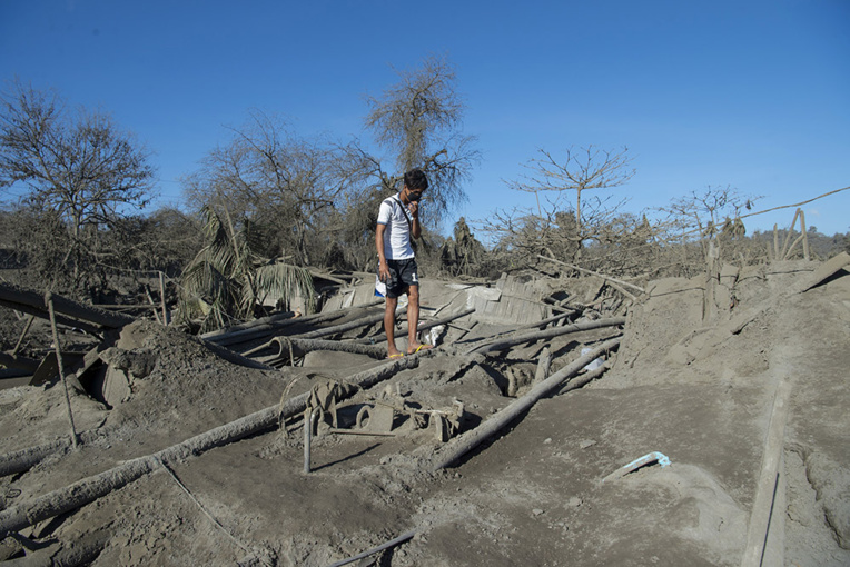 Volcan philippin: le risque demeure élevé en dépit d'une accalmie Volcan philippin: le risque demeure élevé en dépit d'une accalmie