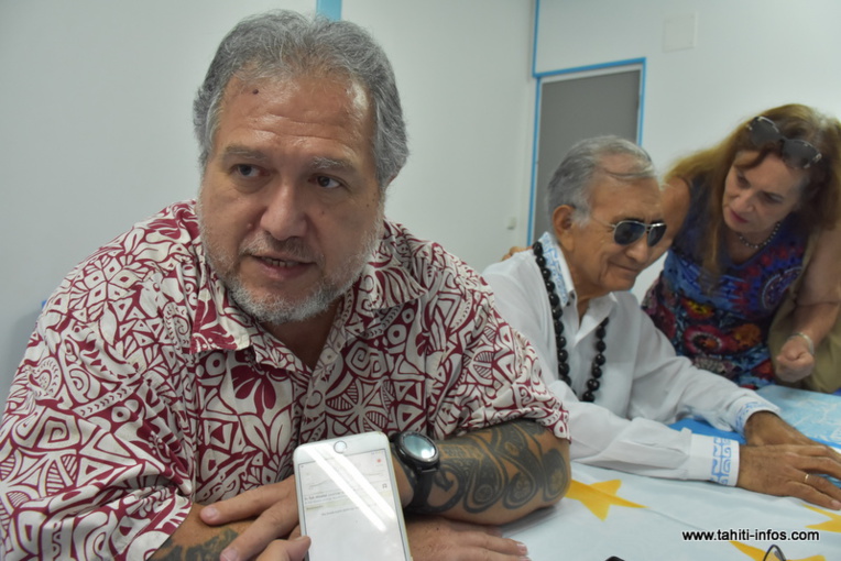 Macron interpellé pour la dépollution de Moruroa Macron interpellé pour la dépollution de Moruroa