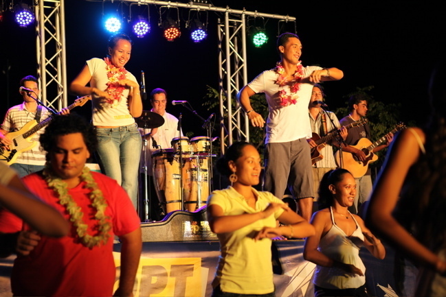 Les élèves en difficulté de Hao gagnent le Tahiti Nui Ananahi 2012