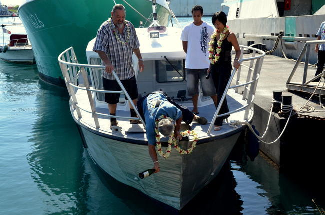 “Un navire qui n'a pas goûté au vin goûtera au sang” dit le proverbe anglais..