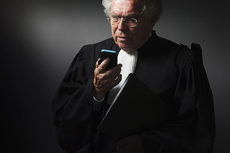 Pierre Joxe fait condamner Ariane Fornia, qui l'accuse d'agression sexuelle Pierre Joxe fait condamner Ariane Fornia, qui l'accuse d'agression sexuelle