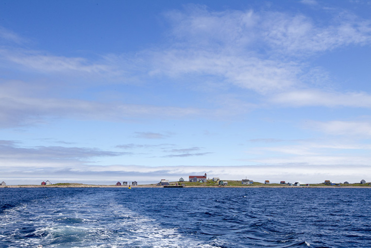 Montée des eaux: les habitants de Miquelon manifestent pour la relocalisation du village Montée des eaux: les habitants de Miquelon manifestent pour la relocalisation du village