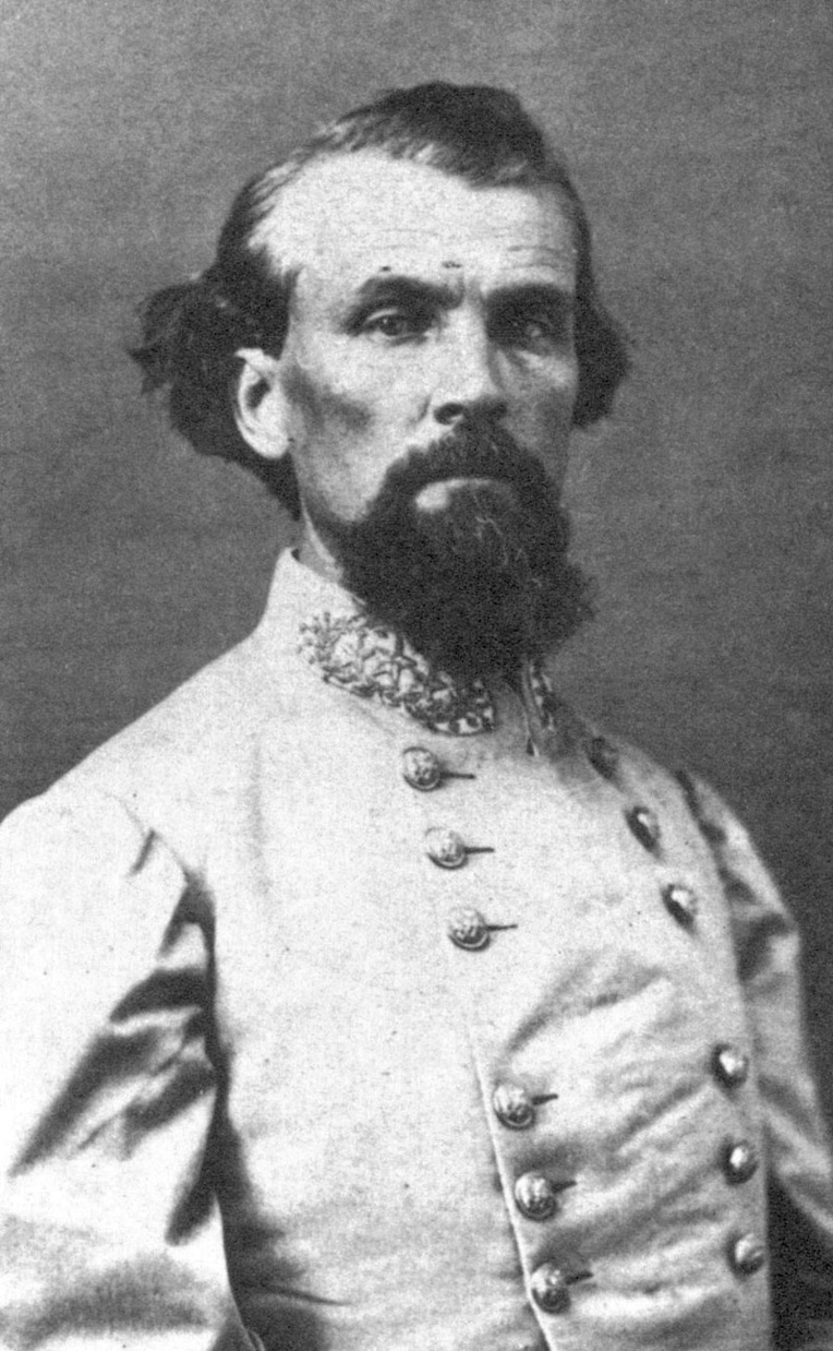 Nathan Bedford Forrest (1821- 1877), ancien général sudiste, fut le premier “Grand Sorcier” du Ku Klux Klan aux Etats-Unis. Le 12 avril 1864, pendant la Guerre de sécession, il avait ordonné le massacre de plusieurs centaines de soldats noirs de l’armée du Nord à Fort Pilow. Nathan Bedford Forrest (1821- 1877), ancien général sudiste, fut le premier “Grand Sorcier” du Ku Klux Klan aux Etats-Unis. Le 12 avril 1864, pendant la Guerre de sécession, il avait ordonné le massacre de plusieurs centaines de soldats noirs de l’armée du Nord à Fort Pilow.
