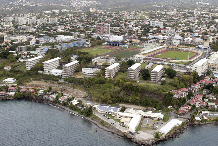 Antilles: forte mobilisation dans l'éducation contre la réforme du bac et des retraites