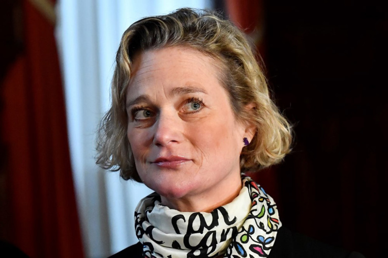 Belgique: l'ex-roi Albert reconnait une fille illégitime 50 ans plus tard Belgique: l'ex-roi Albert reconnait une fille illégitime 50 ans plus tard