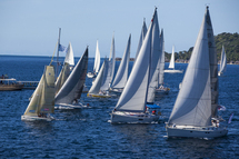 Tahiti Pearl Regatta: Manche 2 –  Bora-Bora – Taha’a, aux caprices de l’alizé