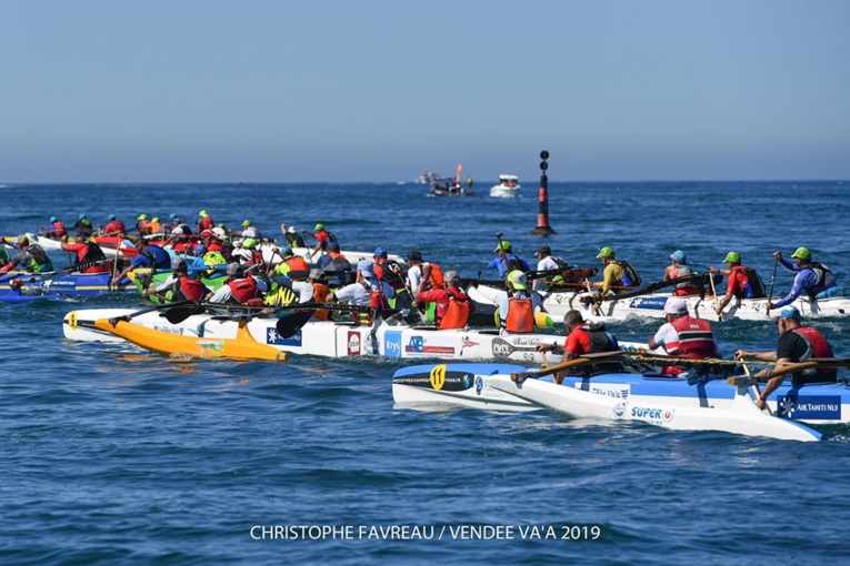 Vingt-deux équipages seront sur la ligne de départ aux Sables-d'Olonne. Vingt-deux équipages seront sur la ligne de départ aux Sables-d'Olonne.