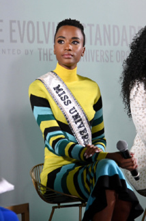 De retour en Afrique du Sud, Miss Univers "inspire" les jeunes Noires