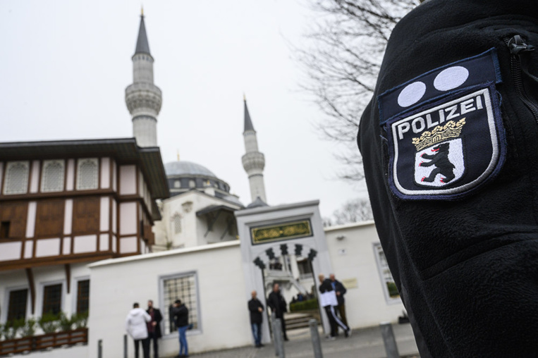 Berlin condamne les projets d'attentats "effrayants" contre des mosquées