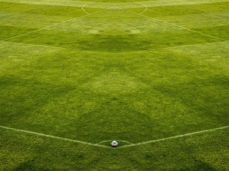 Foot: il mord le sexe d'un adversaire, cinq ans de suspension Foot: il mord le sexe d'un adversaire, cinq ans de suspension