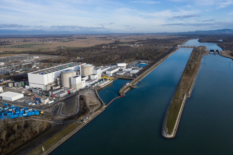Fessenheim : les salariés font monter la pression à quelques heures de l'arrêt du réacteur n°1 Fessenheim : les salariés font monter la pression à quelques heures de l'arrêt du réacteur n°1