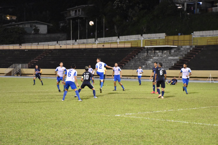 L'AS TAC a résisté pendant une mi-temps au champion en titre.