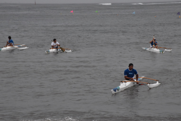 La pluie, le vent et le houle ont perturbé la première journée des sélectives. La pluie, le vent et le houle ont perturbé la première journée des sélectives.