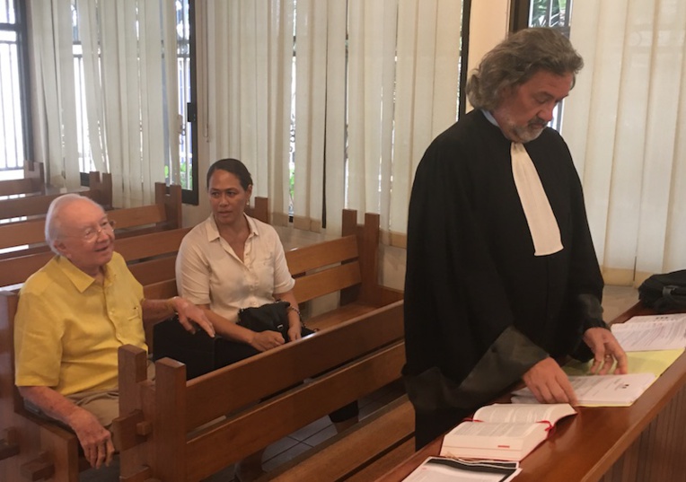 ​Journée de déconvenues pour Flosse