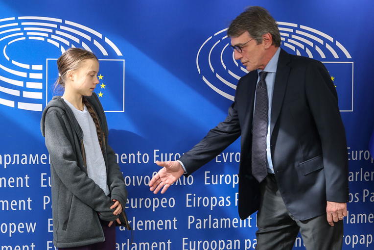 Bruxelles présente sa "loi climat", désavouée par Greta Thunberg Bruxelles présente sa "loi climat", désavouée par Greta Thunberg