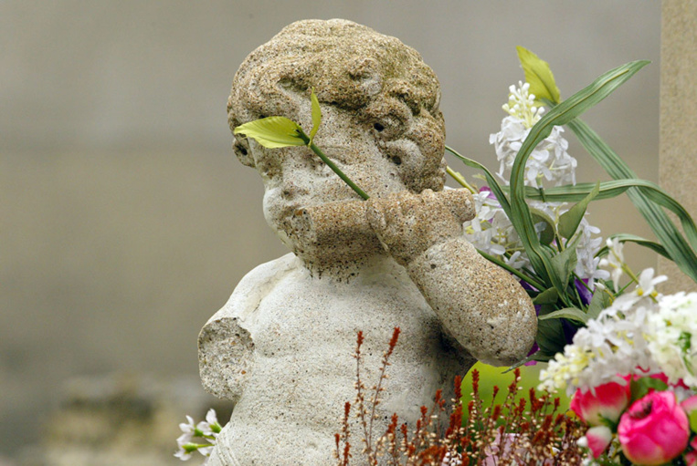 Deuil d'un enfant : Le Sénat vote à l'unanimité un congé de 15 jours