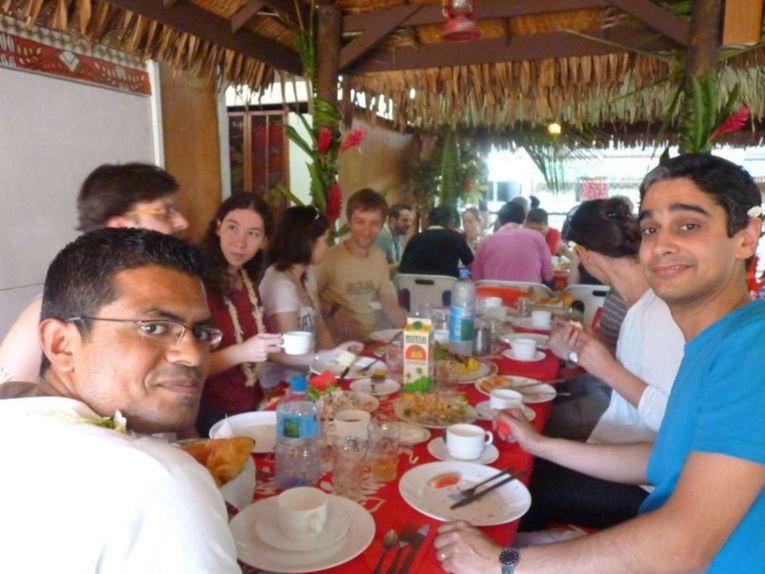 Vénus 2012: Les scientifiques du Compstar accueillis par Michel Buillard et l'équipe municipale