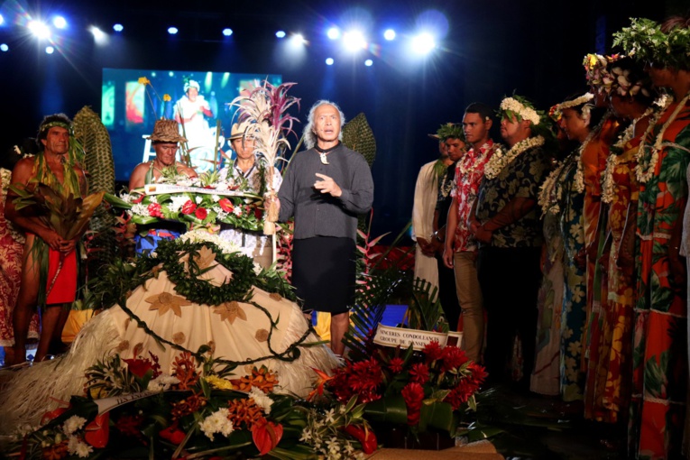 Coco rejoint la troupe des immortels Coco rejoint la troupe des immortels