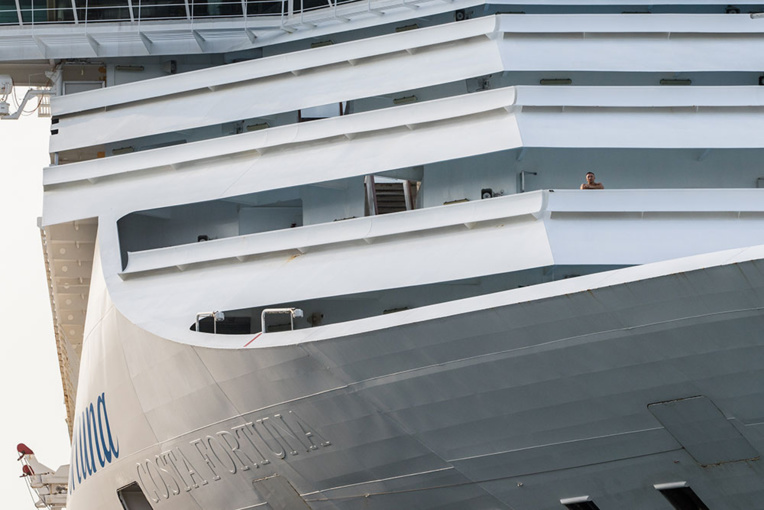 Martinique: quarantaine pour un navire Costa, après soupçons de coronavirus Martinique: quarantaine pour un navire Costa, après soupçons de coronavirus