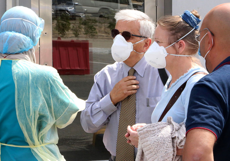 Coronavirus : la "pandémie est maîtrisable", insiste l'OMS Coronavirus : la "pandémie est maîtrisable", insiste l'OMS