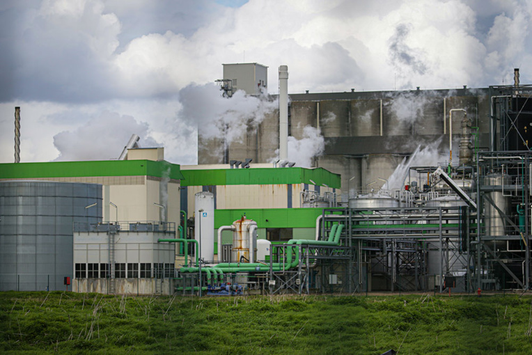 Incendie dans une usine Seveso d'agrocarburants près de Rouen Incendie dans une usine Seveso d'agrocarburants près de Rouen