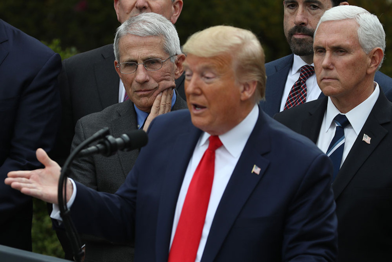 Les Etats-Unis ont instauré vendredi l'état d'urgence. Les Etats-Unis ont instauré vendredi l'état d'urgence.