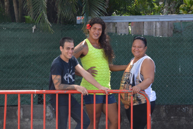 Des électeurs qui profitent de l'ambiance des jours de vote !