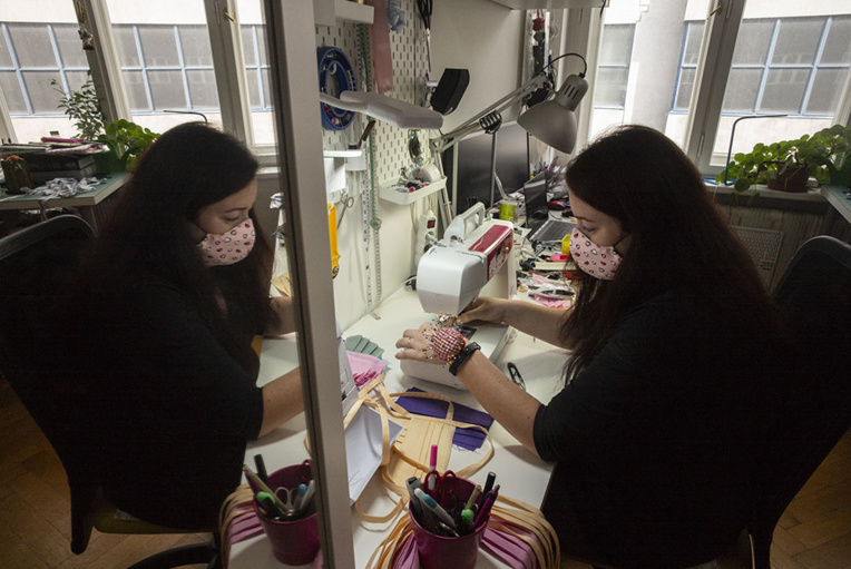 Masques et gants, fausse bonne idée contre le coronavirus Masques et gants, fausse bonne idée contre le coronavirus