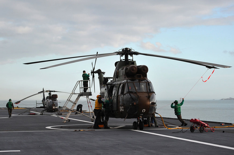 Coronavirus: après Mulhouse, l'armée à Ajaccio pour évacuer des patients Coronavirus: après Mulhouse, l'armée à Ajaccio pour évacuer des patients
