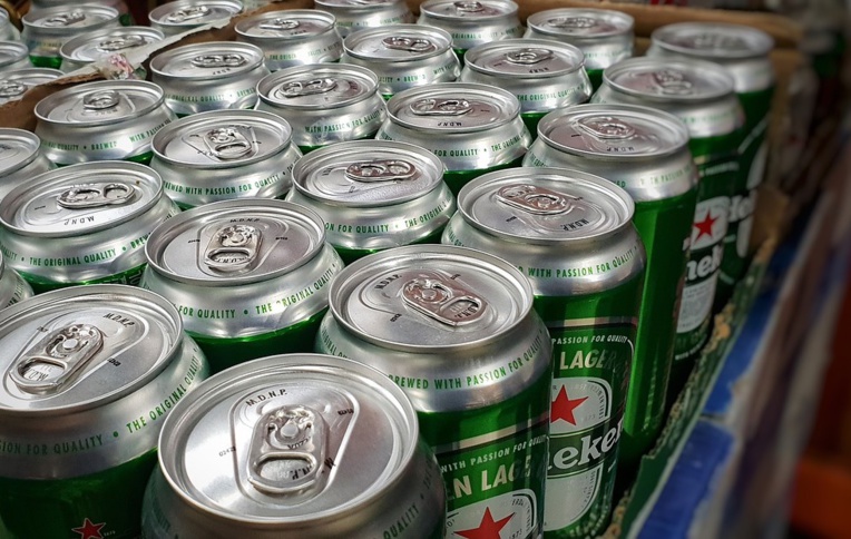 Vente d’alcool non, plats à emporter oui Vente d’alcool non, plats à emporter oui