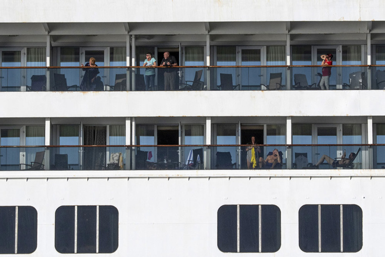 Coronavirus: la Floride ne veut pas laisser débarquer les passagers du Zaandam