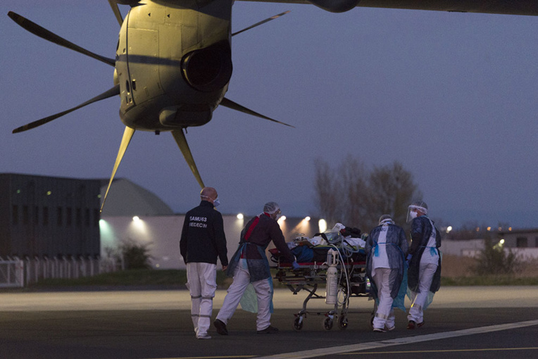 Coronavirus: au moins 6.500 morts en France Coronavirus: au moins 6.500 morts en France