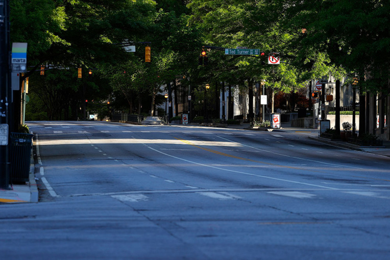 Virus: 300.000 cas recensés aux Etats-Unis, plus de 8.000 morts Virus: 300.000 cas recensés aux Etats-Unis, plus de 8.000 morts