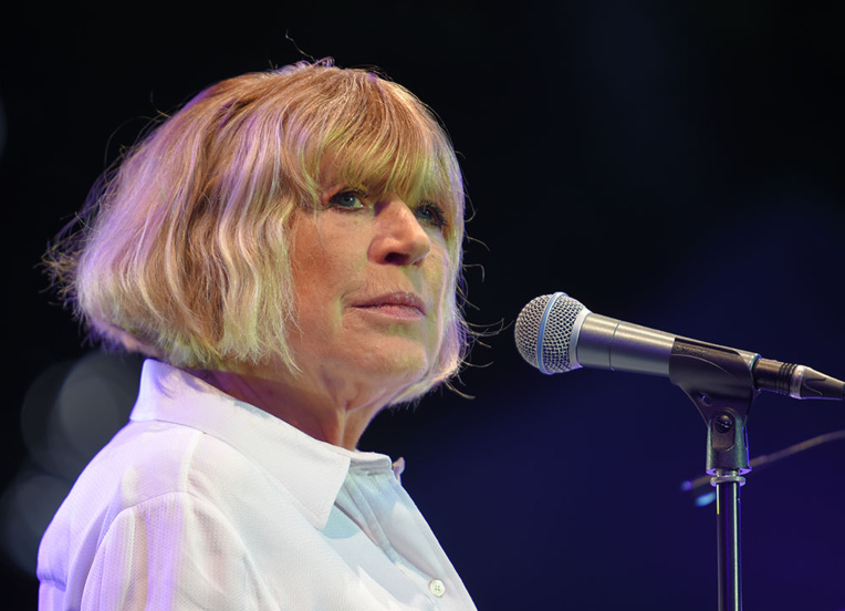 Marianne Faithfull hospitalisée après avoir contracté le coronavirus Marianne Faithfull hospitalisée après avoir contracté le coronavirus