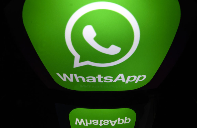 Fausses nouvelles: WhatsApp bride le partage massif de messages