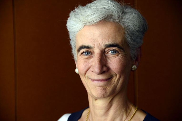 Précarité: "Beaucoup de gens vont sortir fracassés de cette crise" Précarité: "Beaucoup de gens vont sortir fracassés de cette crise"